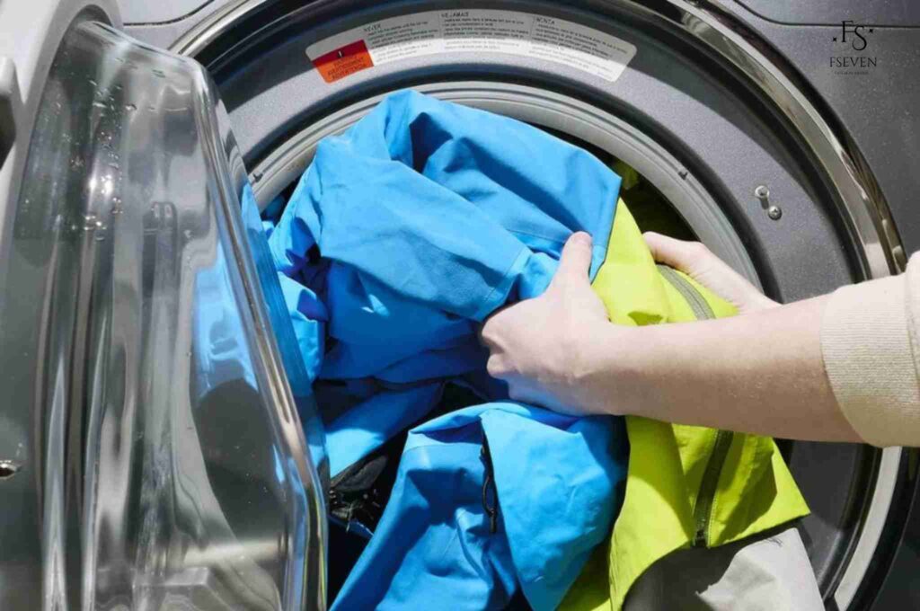 Dùng máy giặt đúng cách để hạn chế nhăn